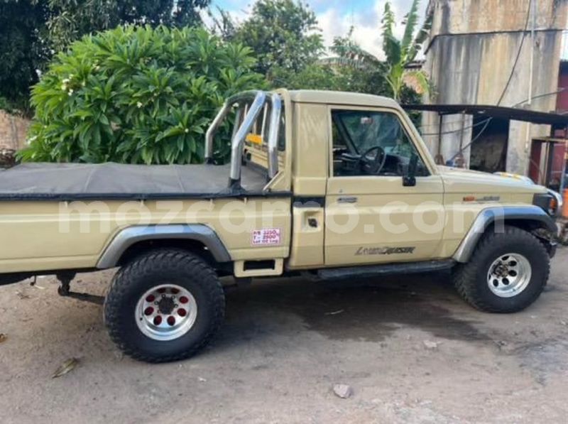 Big with watermark toyota land cruiser maputo maputo 37115