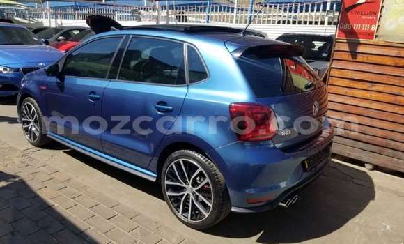 Nunua Ilio tumika Volkswagen Polo Bluu Gari ndani ya Maputo nchini Maputo Nunua Ilio tumika Volkswagen Polo Bluu Gari ndani ya Maputo nchini Maputo