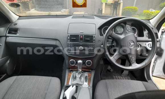 Tenga Tsaru Mercedes‒Benz C-Class Zvimwe Mota in Maputo in Maputo Tenga Tsaru Mercedes‒Benz C-Class Zvimwe Mota in Maputo in Maputo