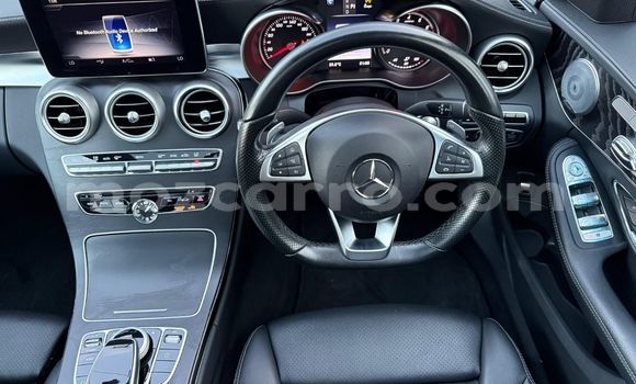 Tenga Itsva Mercedes-Benz C-Classe Chena Mota in Maputo in Maputo Tenga Itsva Mercedes-Benz C-Classe Chena Mota in Maputo in Maputo