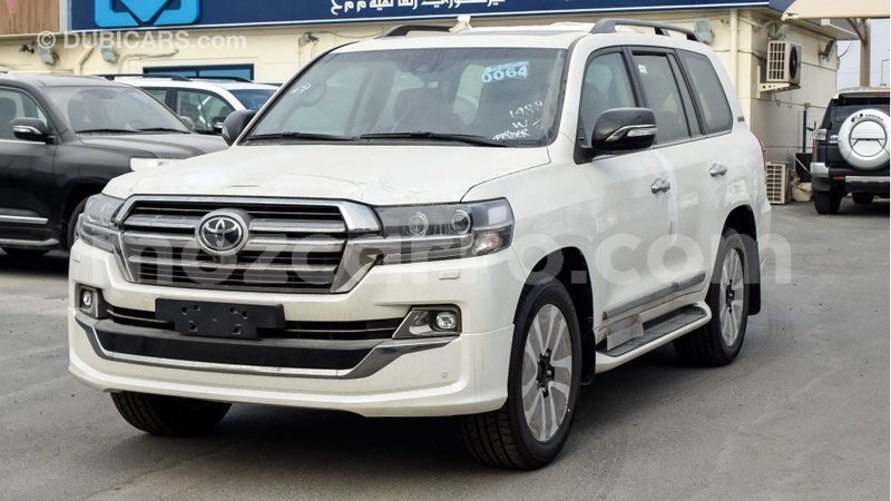 Big with watermark toyota land cruiser cabo delgado import dubai 5981