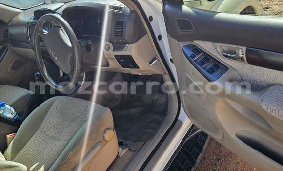 Comprar Usado Toyota Land Cruiser Prado Branco Carro em Maputo em Maputo Comprar Usado Toyota Land Cruiser Prado Branco Carro em Maputo em Maputo