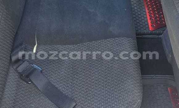 Comprar Usado Nissan Hardbody Branco Carro em Maputo em Maputo Comprar Usado Nissan Hardbody Branco Carro em Maputo em Maputo