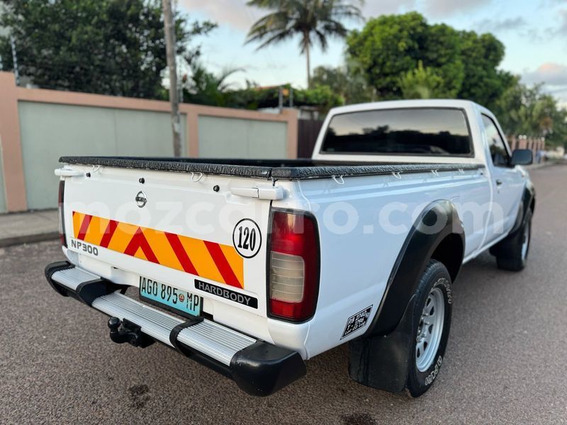 Big with watermark nissan hardbody maputo maputo 37157