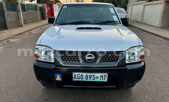 Nunua Ilio tumika Nissan Hardbody Nyeupe Gari ndani ya Maputo nchini Maputo Nunua Ilio tumika Nissan Hardbody Nyeupe Gari ndani ya Maputo nchini Maputo