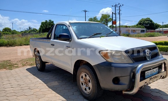 Tenga Tsaru Toyota Hilux Chena Mota in Maputo in Maputo Tenga Tsaru Toyota Hilux Chena Mota in Maputo in Maputo