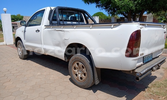 Tenga Tsaru Toyota Hilux Chena Mota in Maputo in Maputo Tenga Tsaru Toyota Hilux Chena Mota in Maputo in Maputo