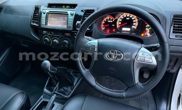 Tenga Tsaru Toyota Hilux Chena Mota in Maputo in Maputo Tenga Tsaru Toyota Hilux Chena Mota in Maputo in Maputo