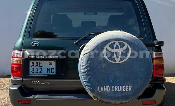 Buy Used Toyota Land Cruiser Green Car in Maputo in Maputo Buy Used Toyota Land Cruiser Green Car in Maputo in Maputo