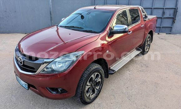 Tenga Tsaru Mazda BT-50 Tsvuku Mota in Maputo in Maputo Tenga Tsaru Mazda BT-50 Tsvuku Mota in Maputo in Maputo