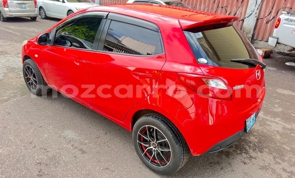 Nunua Ilio tumika Mazda Demio Nyekundu Gari ndani ya Maputo nchini Maputo Nunua Ilio tumika Mazda Demio Nyekundu Gari ndani ya Maputo nchini Maputo