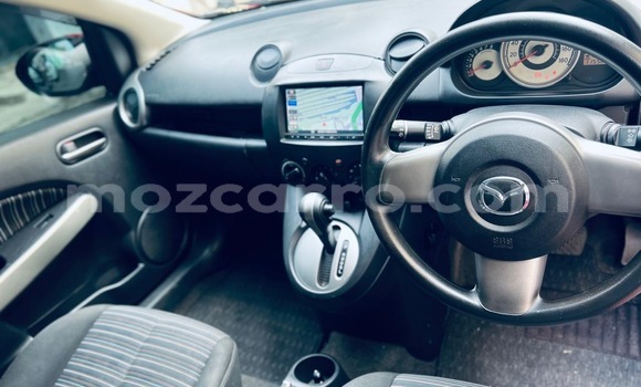 Nunua Ilio tumika Mazda Demio Nyekundu Gari ndani ya Maputo nchini Maputo Nunua Ilio tumika Mazda Demio Nyekundu Gari ndani ya Maputo nchini Maputo