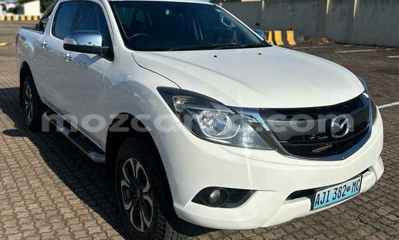 Tenga Tsaru Mazda BT-50 Chena Mota in Maputo in Maputo Tenga Tsaru Mazda BT-50 Chena Mota in Maputo in Maputo