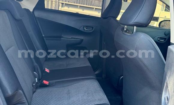 Buy New Toyota Ractis Blue Car in Maputo in Maputo Buy New Toyota Ractis Blue Car in Maputo in Maputo