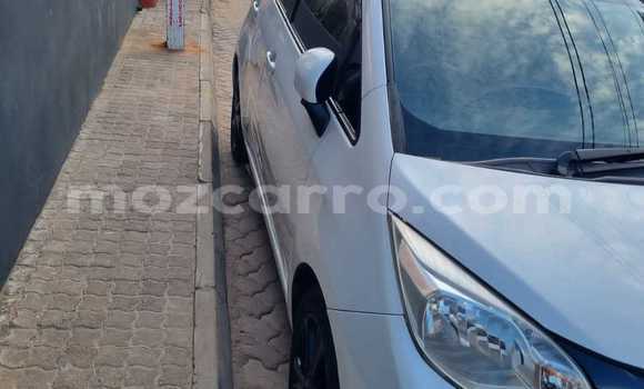 Tenga Tsaru Subaru Trezia Sirivha Mota in Maputo in Maputo Tenga Tsaru Subaru Trezia Sirivha Mota in Maputo in Maputo