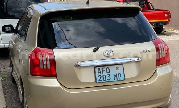 Comprar Usado Toyota Runx Prata Carro em Maputo em Maputo Comprar Usado Toyota Runx Prata Carro em Maputo em Maputo