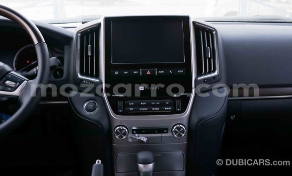 Tenga Imported Toyota Land Cruiser Nhema Mota in Import - Dubai in Cabo Delgado Tenga Imported Toyota Land Cruiser Nhema Mota in Import - Dubai in Cabo Delgado