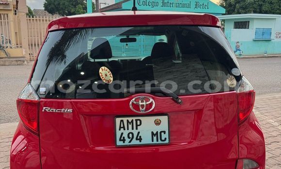 Comprar Novo Toyota Ractis Vermelho Carro em Maputo em Maputo Comprar Novo Toyota Ractis Vermelho Carro em Maputo em Maputo