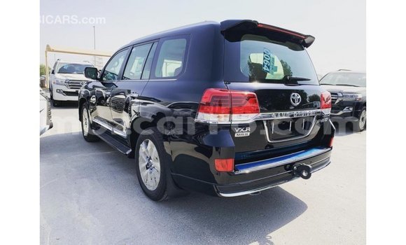 Nunua Imported Toyota Land Cruiser Nyeusi Gari ndani ya Import - Dubai nchini Cabo Delgado Nunua Imported Toyota Land Cruiser Nyeusi Gari ndani ya Import - Dubai nchini Cabo Delgado