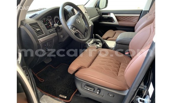 Comprar Importar Toyota Land Cruiser Preto Carro em Import - Dubai em Cabo Delgado Comprar Importar Toyota Land Cruiser Preto Carro em Import - Dubai em Cabo Delgado