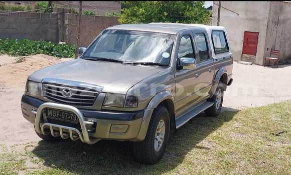 Comprar Usado Mazda 121 De outros Carro em Maputo em Maputo