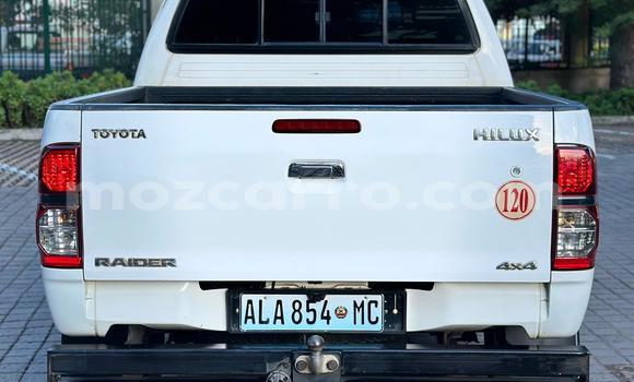 Comprar Usado Toyota Hilux Branco Carro em Maputo em Maputo Comprar Usado Toyota Hilux Branco Carro em Maputo em Maputo