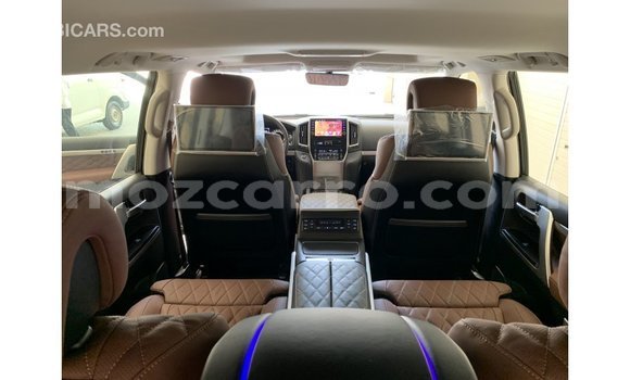 Comprar Importar Toyota Land Cruiser Preto Carro em Import - Dubai em Cabo Delgado Comprar Importar Toyota Land Cruiser Preto Carro em Import - Dubai em Cabo Delgado