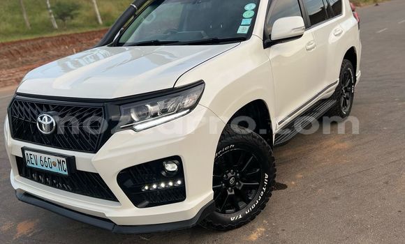 Comprar Usado Toyota Land Cruiser Prado Branco Carro em Maputo em Maputo Comprar Usado Toyota Land Cruiser Prado Branco Carro em Maputo em Maputo