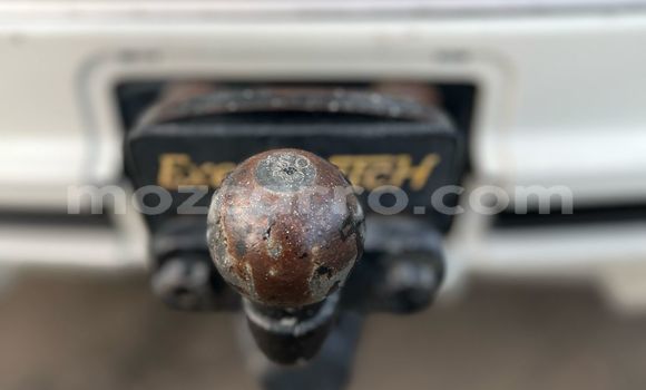Comprar Usado Toyota Land Cruiser Prado Branco Carro em Maputo em Maputo Comprar Usado Toyota Land Cruiser Prado Branco Carro em Maputo em Maputo