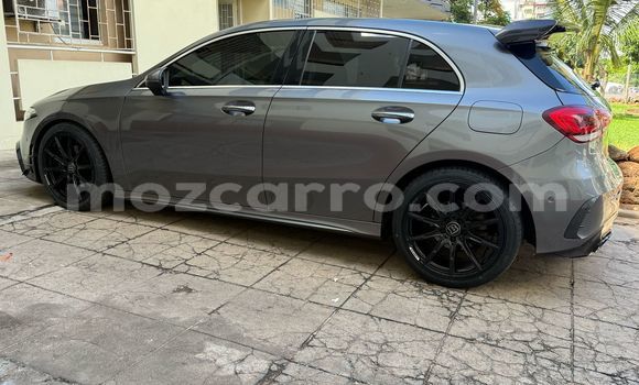 Nunua Ilio tumika Mercedes-Benz A200 Nyingine Gari ndani ya Maputo nchini Maputo Nunua Ilio tumika Mercedes-Benz A200 Nyingine Gari ndani ya Maputo nchini Maputo