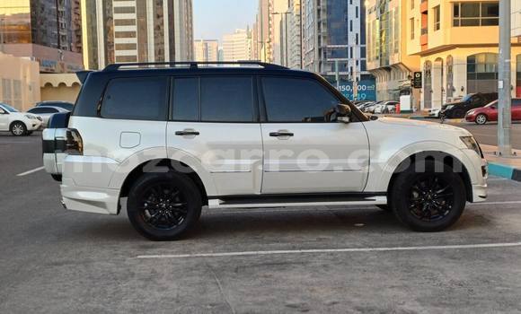 Buy Used Mitsubishi Pajero White Car in Maputo in Maputo Buy Used Mitsubishi Pajero White Car in Maputo in Maputo