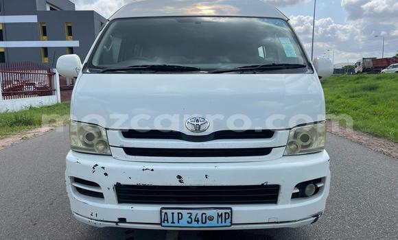 Nunua Ilio tumika Toyota Hiace Nyeupe Gari ndani ya Maputo nchini Maputo Nunua Ilio tumika Toyota Hiace Nyeupe Gari ndani ya Maputo nchini Maputo