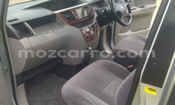 Comprar Usado Toyota Noah Prata Carro em Maputo em Maputo Comprar Usado Toyota Noah Prata Carro em Maputo em Maputo