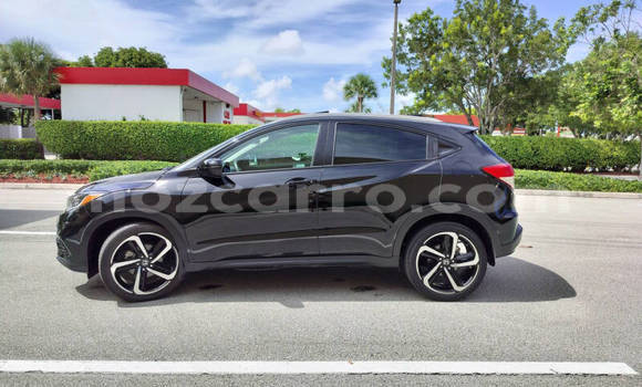 Buy Used Honda HR-V Silver Car in Maputo in Maputo Buy Used Honda HR-V Silver Car in Maputo in Maputo