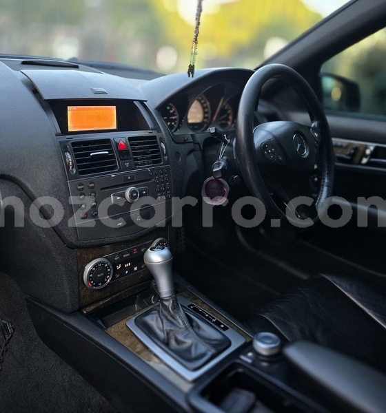 Big with watermark mercedes benz c classe nampula mocambique 37347