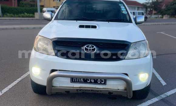 Comprar Usado Toyota Hilux Branco Carro em Maputo em Maputo Comprar Usado Toyota Hilux Branco Carro em Maputo em Maputo