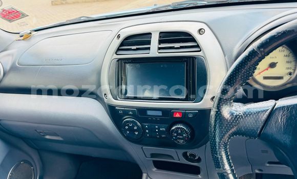 Buy Used Toyota RAV4 Blue Car in Maputo in Maputo Buy Used Toyota RAV4 Blue Car in Maputo in Maputo