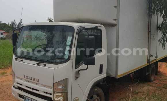 Comprar Usado Isuzu Aska Branco Carro em Maputo em Maputo Comprar Usado Isuzu Aska Branco Carro em Maputo em Maputo