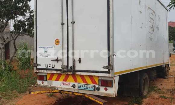 Comprar Usado Isuzu Aska Branco Carro em Maputo em Maputo Comprar Usado Isuzu Aska Branco Carro em Maputo em Maputo