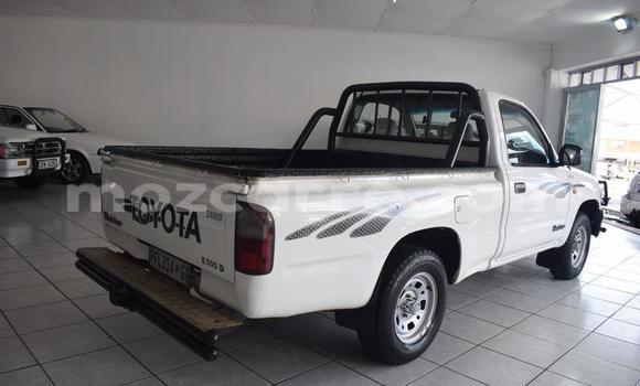 Comprar Usado Toyota Hilux Branco Carro em Maputo em Maputo Comprar Usado Toyota Hilux Branco Carro em Maputo em Maputo