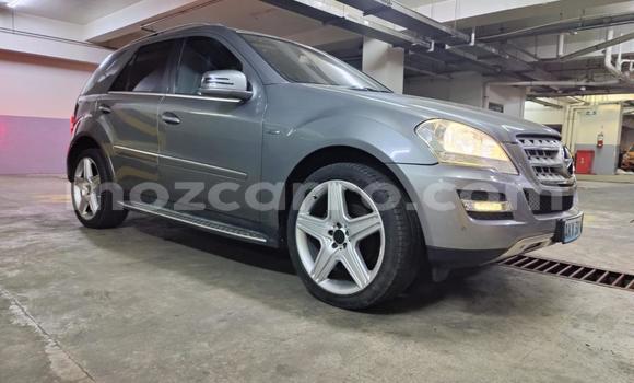 Nunua Ilio tumika Mercedes‒Benz ML-Class Fedha Gari ndani ya Maputo nchini Maputo Nunua Ilio tumika Mercedes‒Benz ML-Class Fedha Gari ndani ya Maputo nchini Maputo