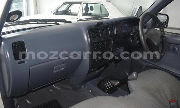 Comprar Usado Toyota Hilux Branco Carro em Maputo em Maputo Comprar Usado Toyota Hilux Branco Carro em Maputo em Maputo