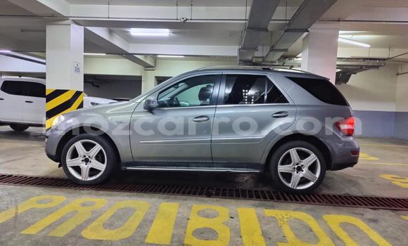 Nunua Ilio tumika Mercedes‒Benz ML-Class Fedha Gari ndani ya Maputo nchini Maputo Nunua Ilio tumika Mercedes‒Benz ML-Class Fedha Gari ndani ya Maputo nchini Maputo