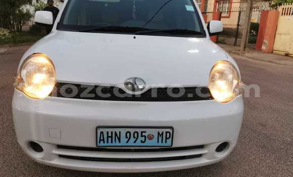Buy Used Toyota Sienta White Car in Maputo in Maputo Buy Used Toyota Sienta White Car in Maputo in Maputo