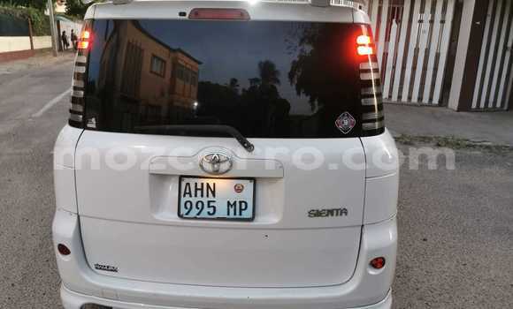 Buy Used Toyota Sienta White Car in Maputo in Maputo Buy Used Toyota Sienta White Car in Maputo in Maputo