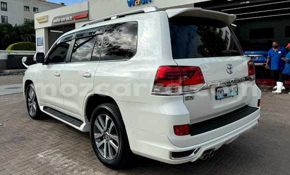 Buy New Toyota Land Cruiser White Car in Maputo in Maputo Buy New Toyota Land Cruiser White Car in Maputo in Maputo