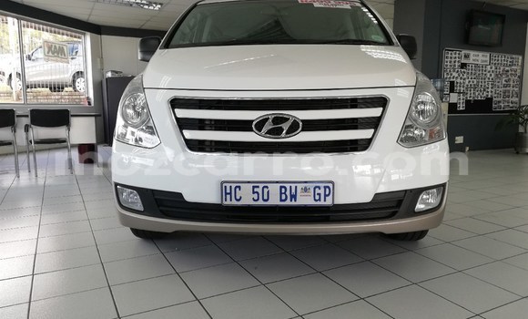 Buy Used Hyundai H1 White Car in Maputo in Maputo Buy Used Hyundai H1 White Car in Maputo in Maputo