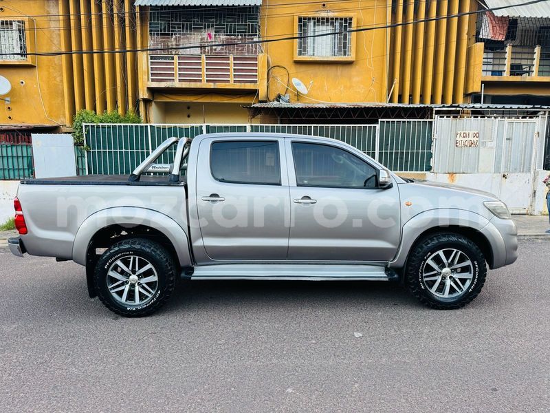 Big with watermark toyota hilux maputo maputo 37386