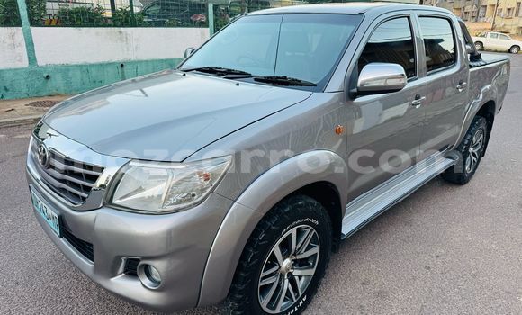 Nunua Ilio tumika Toyota Hilux Nyingine Gari ndani ya Maputo nchini Maputo Nunua Ilio tumika Toyota Hilux Nyingine Gari ndani ya Maputo nchini Maputo
