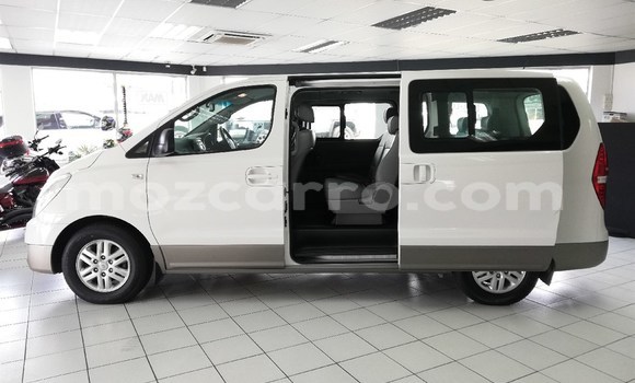 Buy Used Hyundai H1 White Car in Maputo in Maputo Buy Used Hyundai H1 White Car in Maputo in Maputo